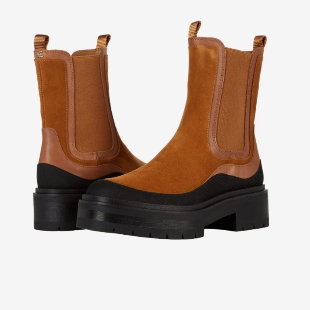 Sam Edelman Lulia Chelsea Boot in Camel